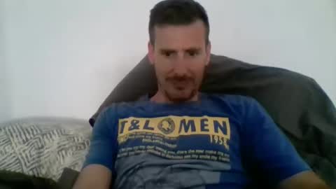 Snapshot of iyoperro chatting on October 24, 2025, 9:17 am Casandro online show from October 24, 2025, 9:17 am