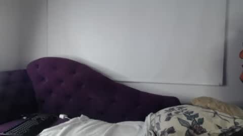 Izabella online show from September 29, 2025, 10:58 pm