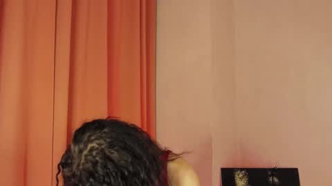 IZIE CARTER online show from November 28, 2025, 10:56 pm