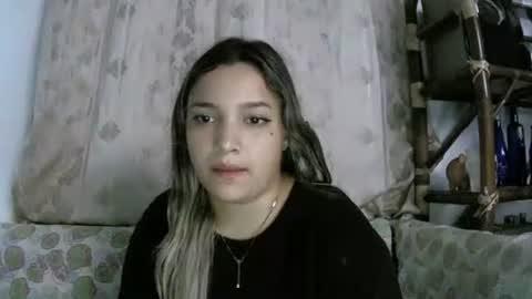 izzy_32 online show from March 29, 2026, 6:57 am