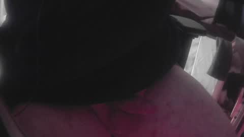 Stuart online show from March 26, 2026, 2:39 am