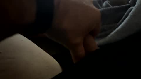 Snapshot of j789123 chatting on December 11, 2024, 2:19 am j789123 online show from December 11, 2024, 2:19 am