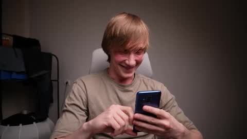 Snapshot of j_akira13 chatting on January 19, 2026, 12:58 am Danny online show from January 19, 2026, 12:58 am