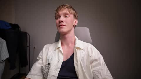 Snapshot of j_akira13 chatting on February 14, 2026, 8:05 pm Danny online show from February 14, 2026, 8:05 pm