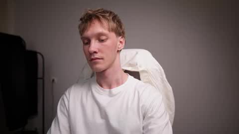 Snapshot of j_akira13 chatting on February 25, 2026, 2:37 pm Danny online show from February 25, 2026, 2:37 pm