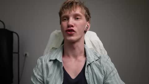 Snapshot of j_akira13 chatting on March 2, 2026, 1:30 am Danny online show from March 2, 2026, 1:30 am