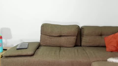 Calix  Independient model Insta and twt Calixsnake online show from February 14, 2025, 2:28 am