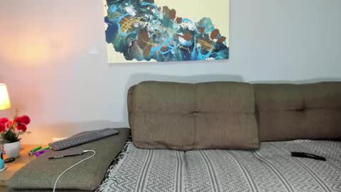 Calix  Independient model Insta and twt Calixsnake online show from February 19, 2026, 2:40 am