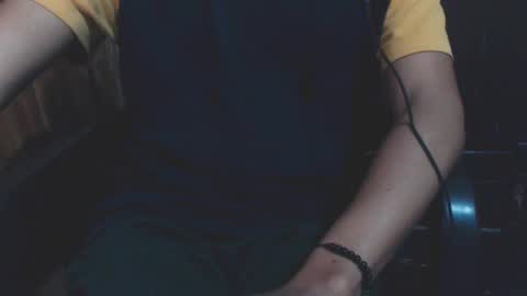 J online show from December 24, 2024, 6:28 pm