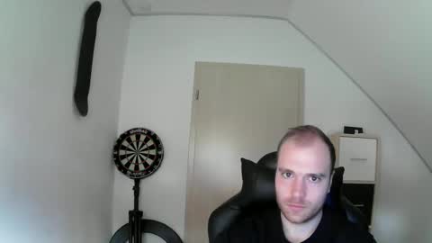 here4y online show from December 3, 2024, 9:44 am