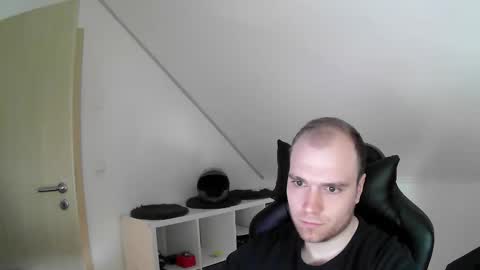 Snapshot of j_german783377 chatting on February 22, 2026, 10:25 am here4y online show from February 22, 2026, 10:25 am