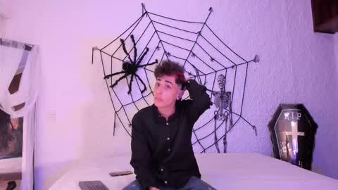 j_martony online show from October 11, 2025, 12:15 pm