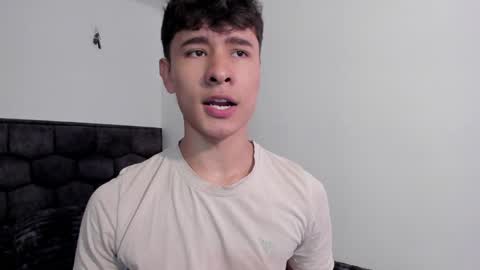 Snapshot of j_u_p_i_t_e_r chatting on January 28, 2025, 1:27 pm Noah online show from January 28, 2025, 1:27 pm