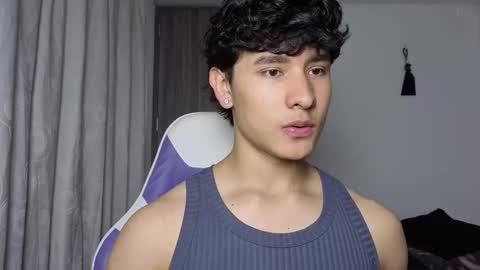 Snapshot of j_u_p_i_t_e_r chatting on October 10, 2025, 4:50 pm Noah online show from October 10, 2025, 4:50 pm