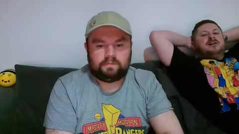 ja_couple online show from April 8, 2026, 7:25 pm