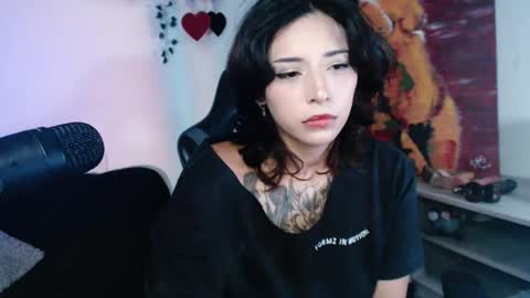 jade 18  online show from April 21, 2026, 3:57 am