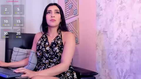 Snapshot of jaadewest_ chatting on May 19, 2026, 11:27 am Jade West online show from May 19, 2026, 11:27 am