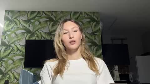 Snapshot of jacalynlatterell chatting on July 19, 2026, 6:22 pm eustoma3 online show from July 19, 2026, 6:22 pm