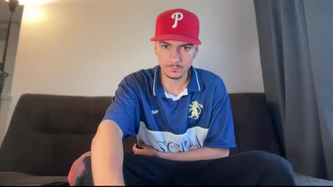 INDEPENDENT MODEL online show from January 6, 2026, 11:36 am