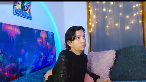Snapshot of jack_s21 chatting on June 13, 2026, 6:00 am Laick online show from June 13, 2026, 6:00 am