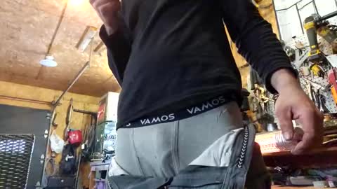 Dess online show from January 19, 2025, 1:33 pm