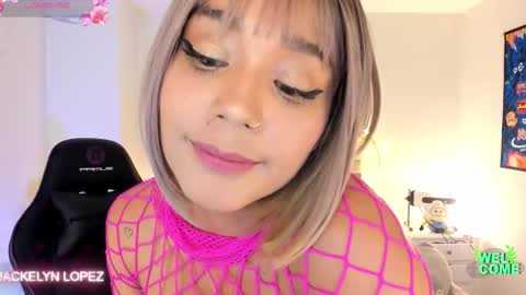 Jacky online show from November 19, 2025, 10:54 pm