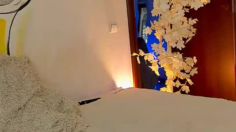 Snapshot of jackiejee_ chatting on February 16, 2025, 12:10 pm Jackie online show from February 16, 2025, 12:10 pm