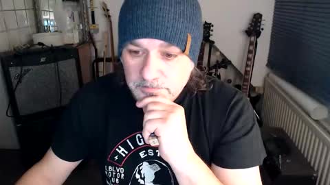 Jack independent model  online show from February 8, 2026, 6:11 pm