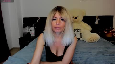 sallyevans online show from November 20, 2025, 9:31 am