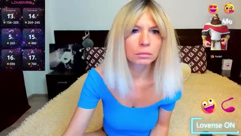 sallyevans online show from December 17, 2025, 4:29 am