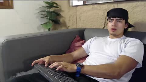 Snapshot of jackson_macleyn chatting on February 20, 2026, 7:36 pm Jackson online show from February 20, 2026, 7:36 pm