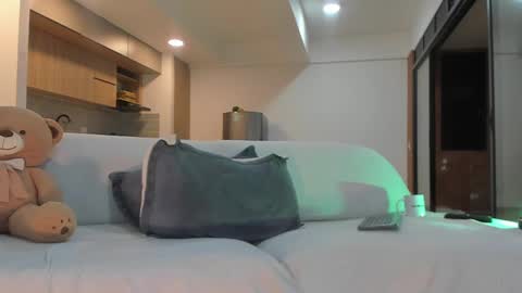 Jackson Wayne online show from November 5, 2025, 11:27 pm