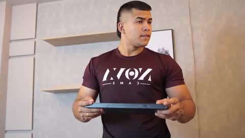 Jackson Bell online show from November 24, 2025, 11:43 am