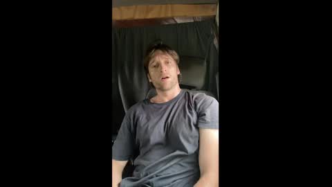 jacksonbutts online show from April 9, 2026, 1:27 am