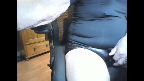 jacktoome383324 online show from April 13, 2026, 11:59 am