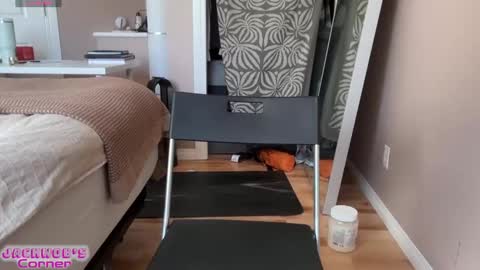 Snapshot of jackwob001 chatting on September 26, 2025, 5:06 pm Jack online show from September 26, 2025, 5:06 pm