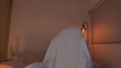 Snapshot of jacky_croft chatting on September 14, 2025, 3:38 am Linda Sofia help me get to 100 thumbs up online show from September 14, 2025, 3:38 am