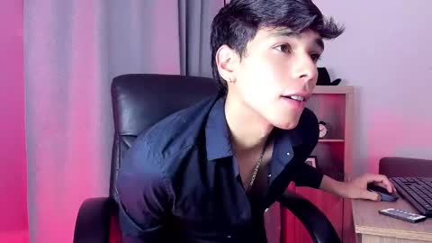 Snapshot of jacob_colliins chatting on May 9, 2026, 3:01 am jacob_colliins online show from May 9, 2026, 3:01 am