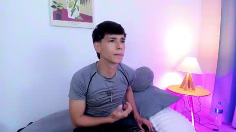 Snapshot of jacob_colliins chatting on May 17, 2026, 3:04 am jacob_colliins online show from May 17, 2026, 3:04 am