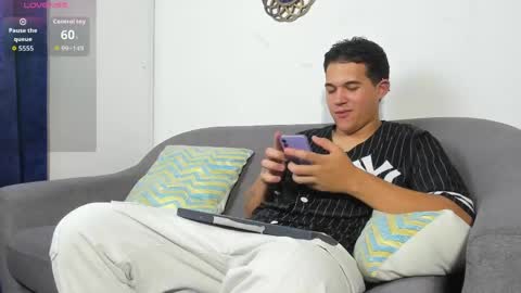 Snapshot of jacob_schneider chatting on May 27, 2026, 8:39 pm jacob_schneider online show from May 27, 2026, 8:39 pm