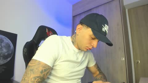 jacobb116 online show from September 13, 2025, 12:10 am