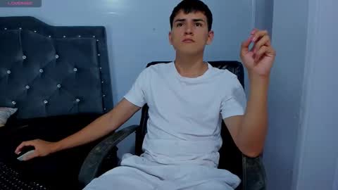 Jacob Lee online show from November 11, 2025, 9:59 pm