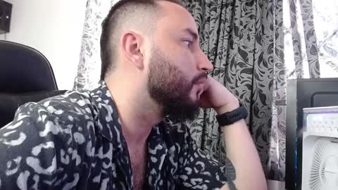 jacobkingd online show from February 12, 2025, 9:22 pm