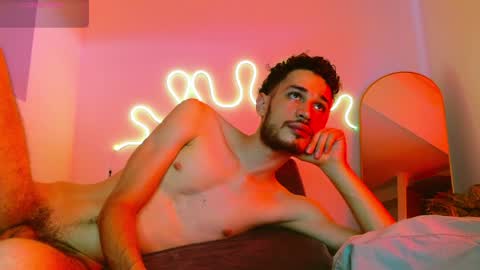 Snapshot of jacobmurphy2103 chatting on January 24, 2025, 6:35 pm JACOB ROBIN online show from January 24, 2025, 6:35 pm