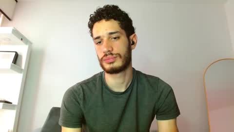 Snapshot of jacobmurphy2103 chatting on September 13, 2025, 3:01 pm JACOB ROBIN online show from September 13, 2025, 3:01 pm