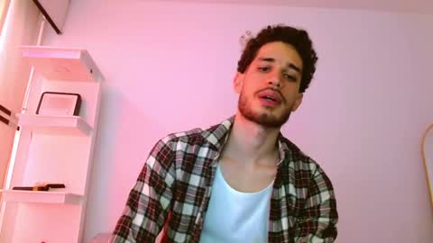 Snapshot of jacobmurphy2103 chatting on September 20, 2025, 3:57 pm JACOB ROBIN online show from September 20, 2025, 3:57 pm