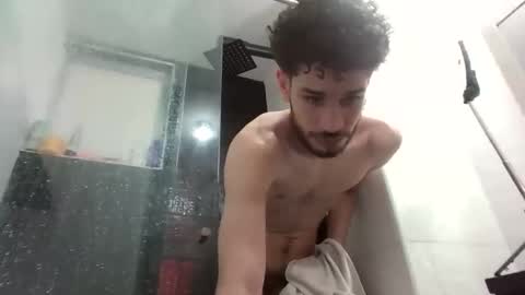 Snapshot of jacobmurphy2103 chatting on January 6, 2026, 4:43 pm JACOB ROBIN online show from January 6, 2026, 4:43 pm