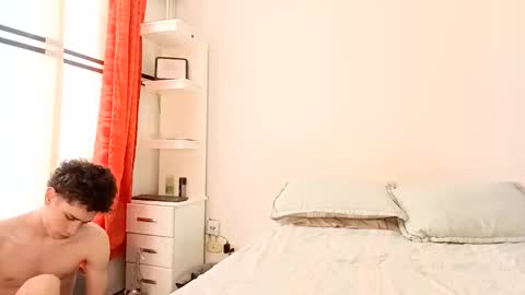 JACOB  ROBIN online show from February 8, 2026, 7:28 pm