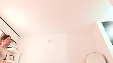 JACOB  ROBIN online show from March 23, 2026, 1:48 pm