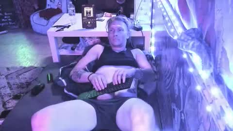 jacobshotelroom online show from May 28, 2026, 6:10 am